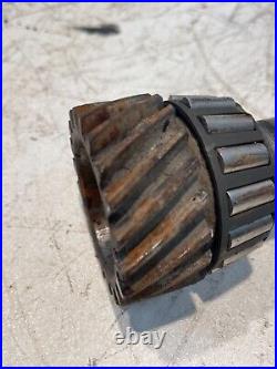 1959 Ford 1841 Diesel Tractor 4 Speed Transmission Input Shaft 800