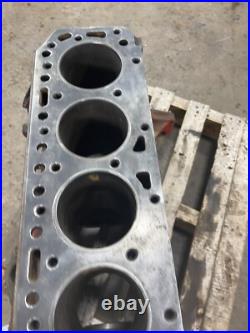 1959 Ford 1841 Diesel Tractor Engine Block 310609 800