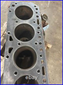 1959 Ford 1841 Diesel Tractor Engine Block 310609 800