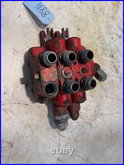 1959 Ford 1841 Diesel Tractor Loader Hydraulic Valve