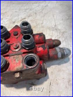 1959 Ford 1841 Diesel Tractor Loader Hydraulic Valve