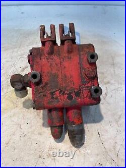 1959 Ford 1841 Diesel Tractor Loader Hydraulic Valve