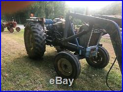1970's Ford 6600 Diesel tractor with loader for parts or repair