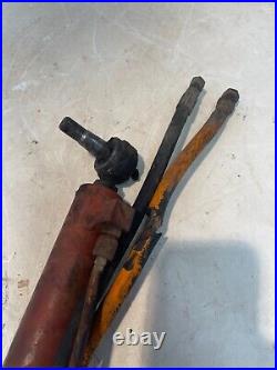 1983 Ford 4610 Diesel Tractor Steering Cylinder D8NN3A540AB 4500