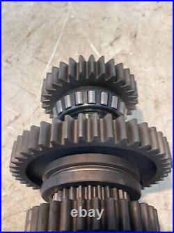 1983 Ford 4610 Diesel Tractor Transmission Gear Shaft C5NN7102E C5NN7160