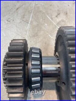 1983 Ford 4610 Diesel Tractor Transmission Gear Shaft C5NN7102E C5NN7160