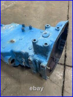 1986 Ford 1210 Diesel Tractor Transmission Bell Clutch Housing