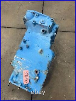 1986 Ford 1210 Diesel Tractor Transmission Bell Clutch Housing