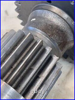 1987 Ford 6610 Tractor Transmission Gear Shaft