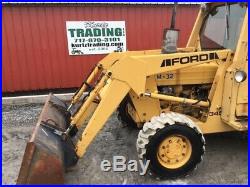 1994 Ford 345D 4x4 Utility Tractor with Cab & Loader 3pt & PTO Only 1400 Hours