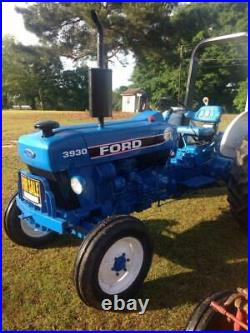 3930 Ford Tractor great shape