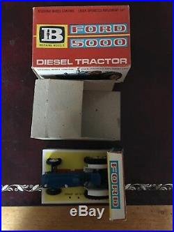 Britains Ford 5000 Diesel Tractor In Excellent Condition