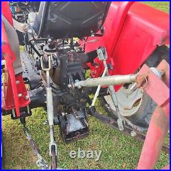 Farm Pro Tractor 2420 2 wheel drive diesel motor Ford MAHINDRA implements