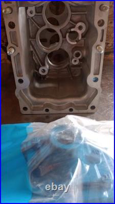 Ford 1210 Tractor Transmission Housing 1986 With Cylinder And Bearings