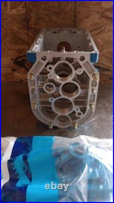 Ford 1210 Tractor Transmission Housing 1986 With Cylinder And Bearings Ford 1210 Tractor Transmission Housing 1986 With Cylinder And Bearings