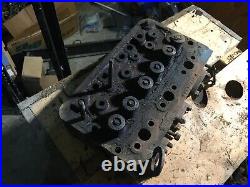 Ford 2000 Diesel Fordson Super Dexta Tractor Cylinder Head and Valves E2046T9