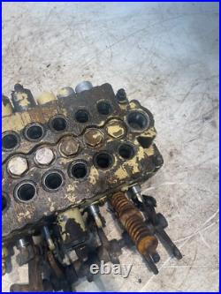 Ford 3500 Tractor Backhoe Hydraulic Valve 291952 306506