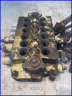 Ford 3500 Tractor Backhoe Hydraulic Valve 291952 306506