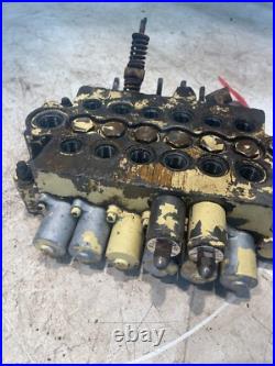 Ford 3500 Tractor Backhoe Hydraulic Valve 291952 306506