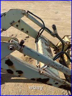 Ford 3500 Tractor Loader