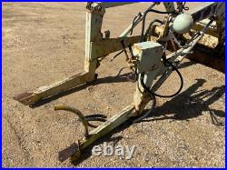 Ford 3500 Tractor Loader