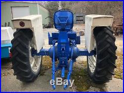 Ford 4000 Utility Tractor