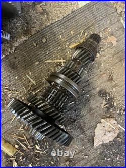 Ford 601-641-801-841 Tractor 4 Speed Transmission Bottom Shaft & Gears