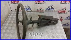 Ford 7840, 40 Series Steering Column Assembly with Steering Wheel 82009382