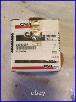 Ford Diesel Tractor Crankshaft gear, Teflon dust seal, Oil seal and slinger