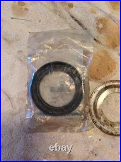 Ford Diesel Tractor Crankshaft gear, Teflon dust seal, Oil seal and slinger