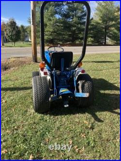 Ford Tractor 1995 4wd with belly mower excellent condition, must sell, no storag