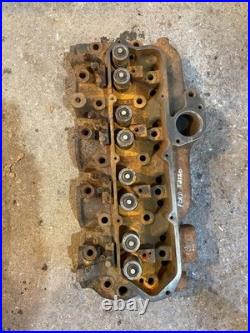Ford tractor engine motor Diesel cylinder head T2120 with valves