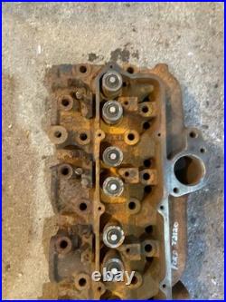Ford tractor engine motor Diesel cylinder head T2120 with valves