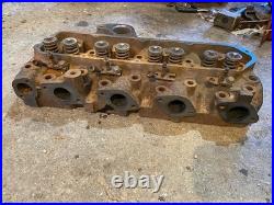 Ford tractor engine motor Diesel cylinder head T2120 with valves