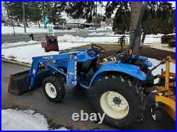 New Holland TC29D Tractor 7308 Loader DIESEL 29HP 4WD HST 872Hrs JUST SERVICED