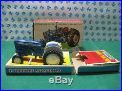 Vintage Britains 9527 FORD 5000 Tractor diesel 1/32 Nuovo / Mint