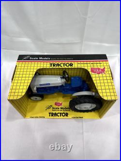 Vintage Scale Models Ford 4000 Tractor Die Cast Gray Blue NEW